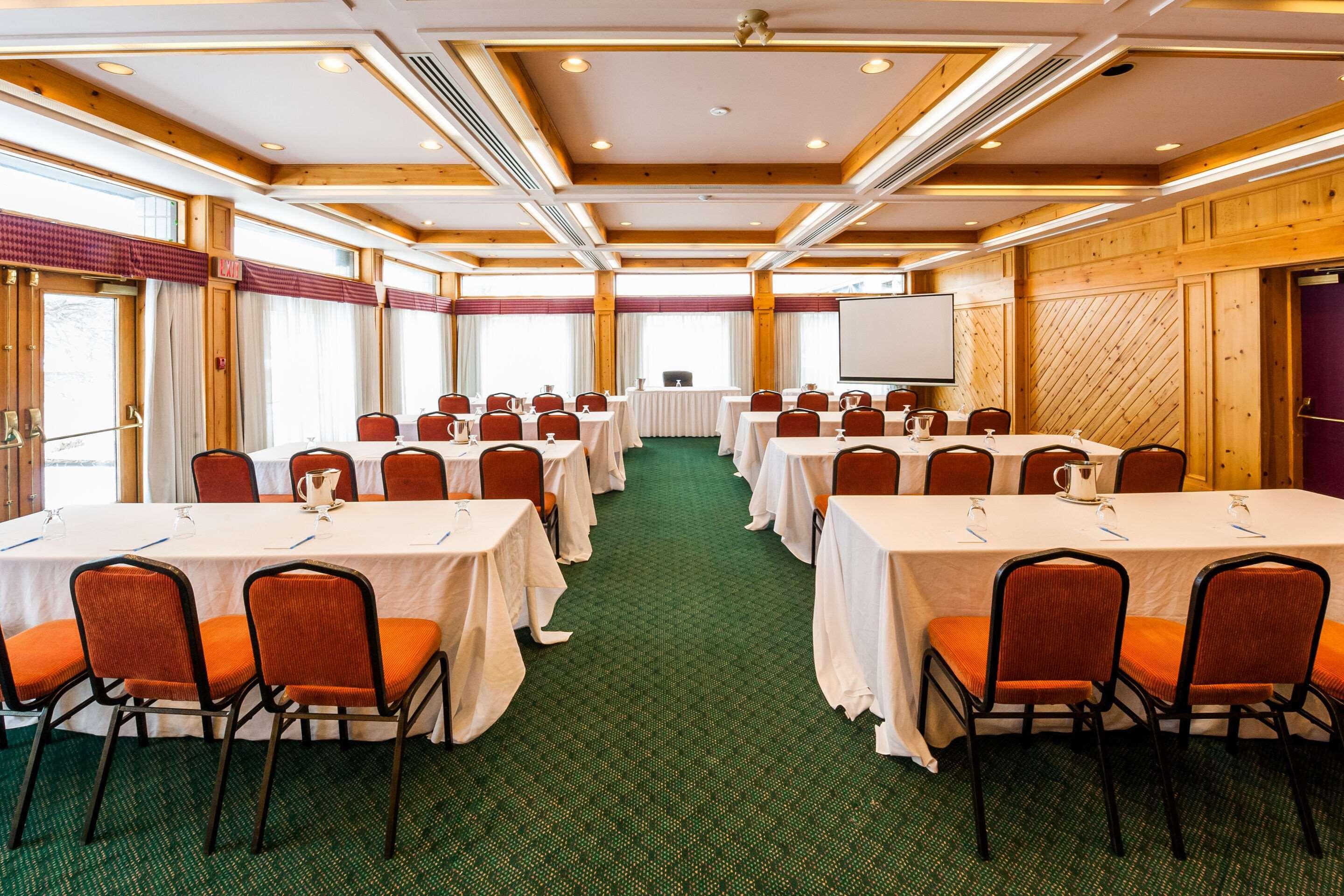 Pinestone Resort, Conference Centre, Spa & Golf Course Haliburton Luaran gambar