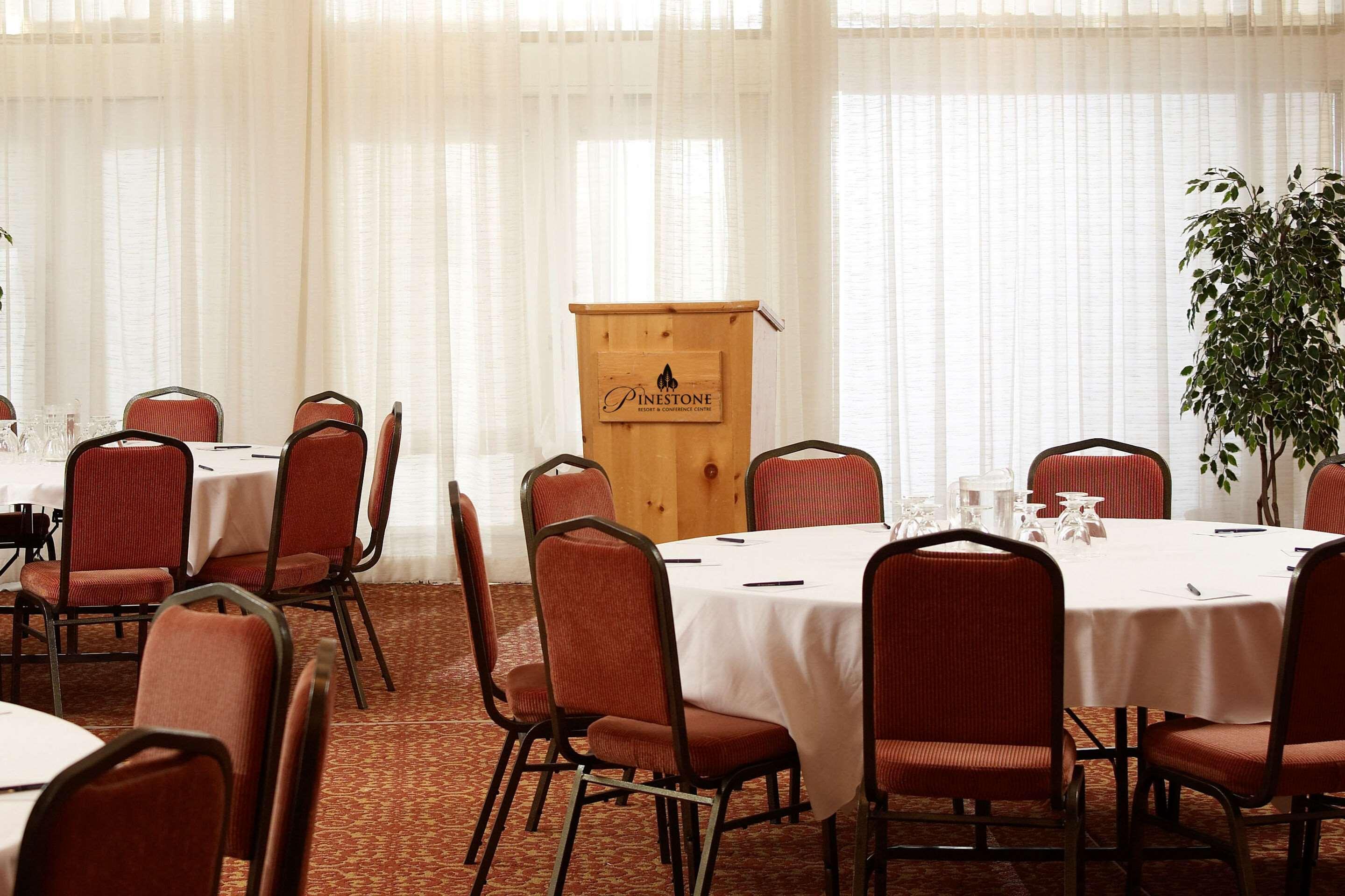 Pinestone Resort, Conference Centre, Spa & Golf Course Haliburton Luaran gambar